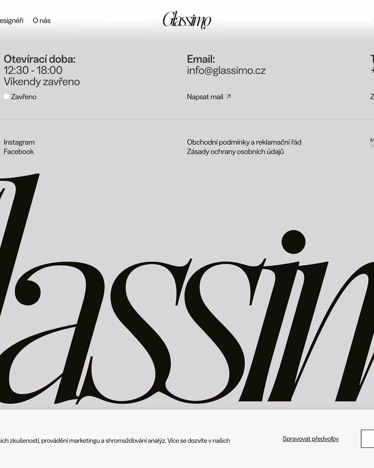 Značka nesená typografií (design: Filip Kominik)